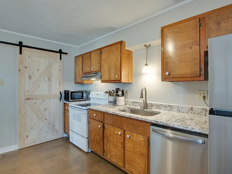 1500 McKinley Ave NE #A — Photo 20