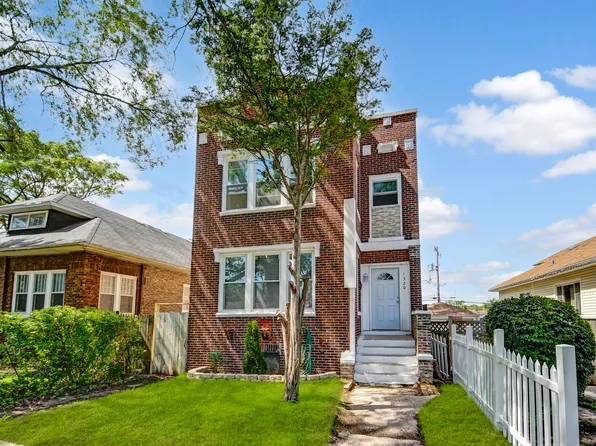 1320 Emerald Ave, Chicago Heights, IL 60411