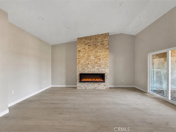 15045 Olive St, Hesperia, CA 92345