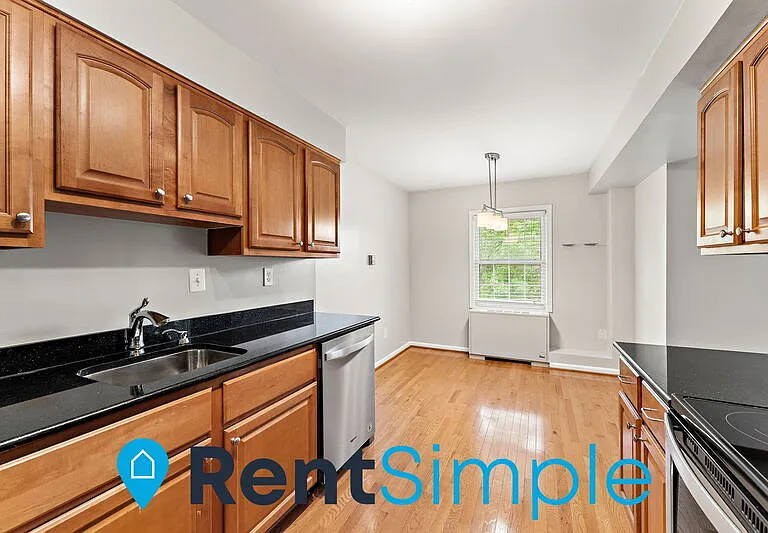 3334 Spring Ln #B40 — Photo 12