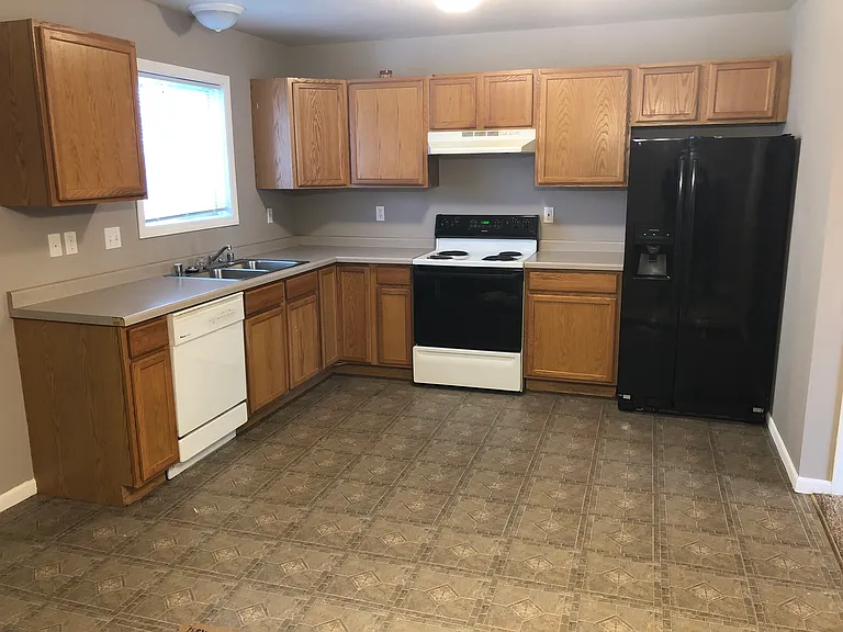 610 Rose St #B — Photo 11