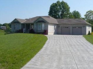 26198 Eagles Nest Dr, Guilford, IN 47022