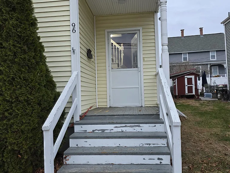 96 E Main St — Photo 36