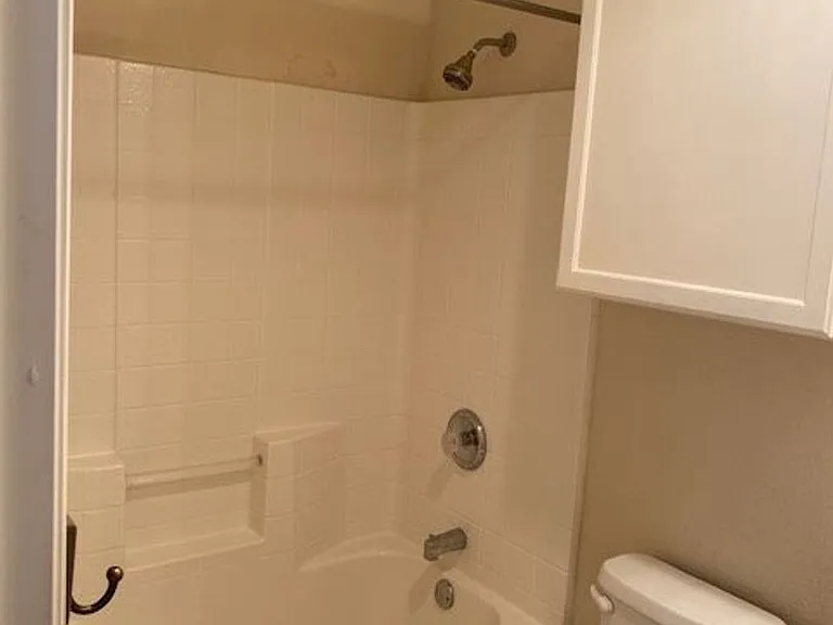 4807 Fordham St — Photo 14