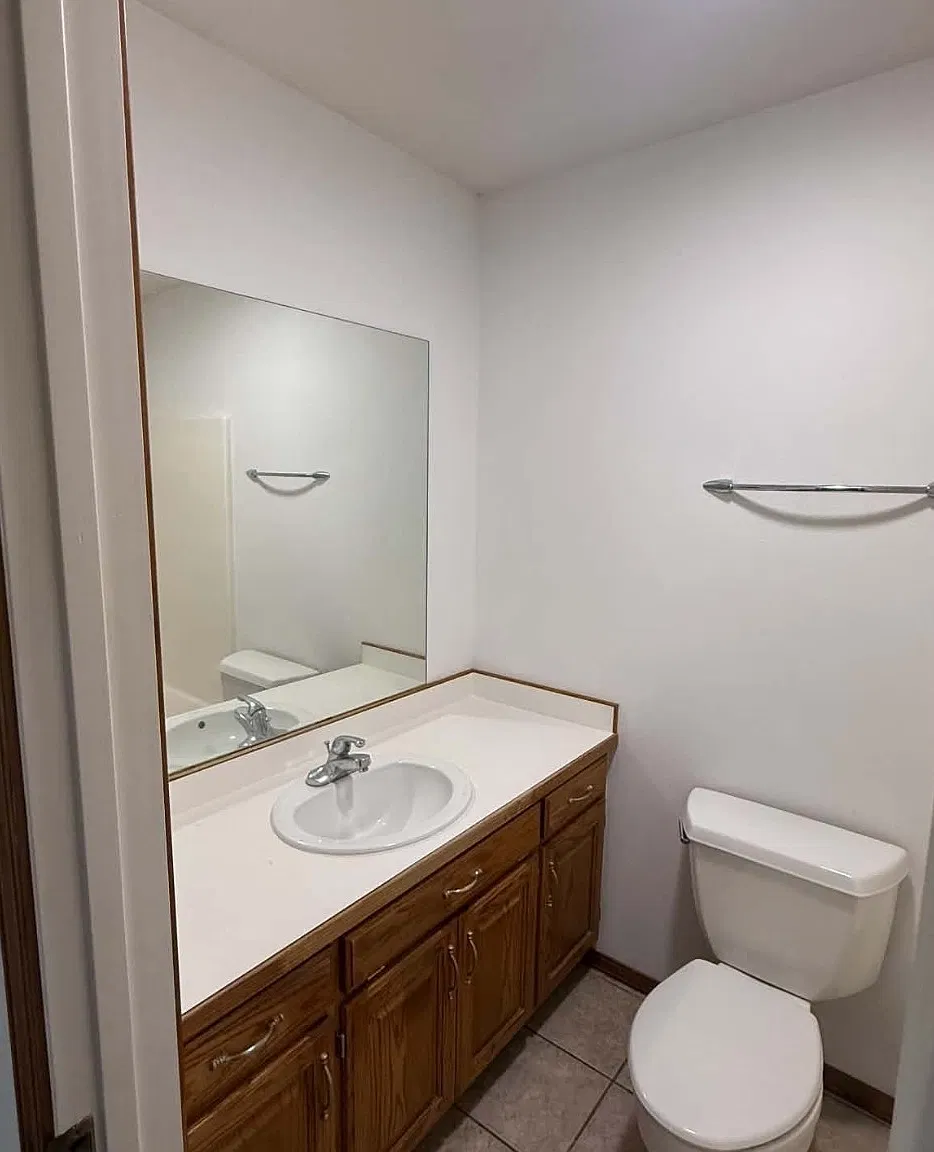 4331 W 27th Pl — Photo 3