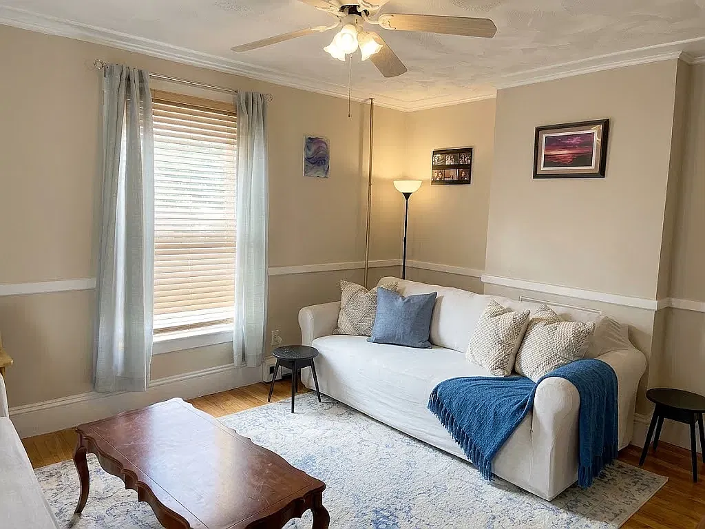 5 bed, 1700 sqft, $3,995 — Photo 3