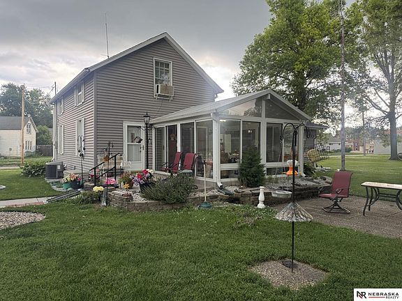3rd image of 109 N Railway Ave