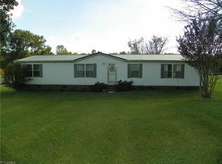 921 Carl Pressley Rd, Lexington, NC 27295