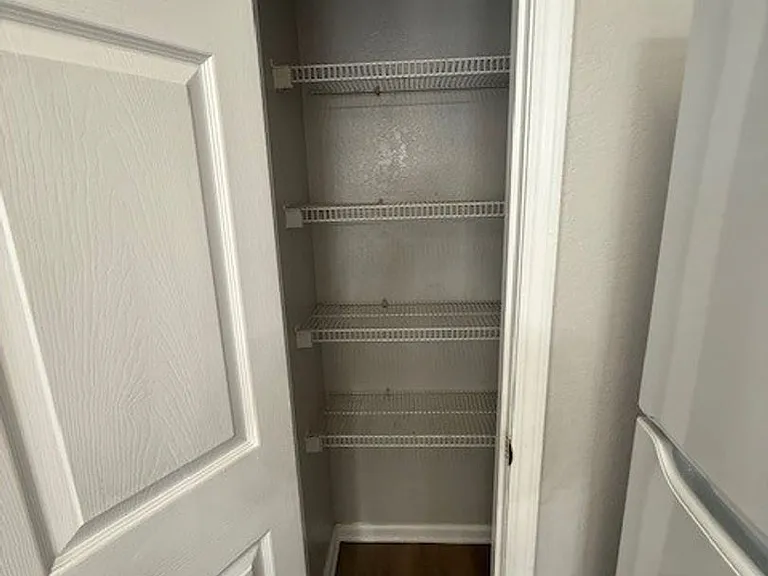 7043 Brookview Crk — Photo 30