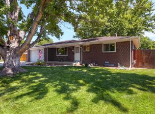 2044 S Cape Way, Lakewood, CO 80227