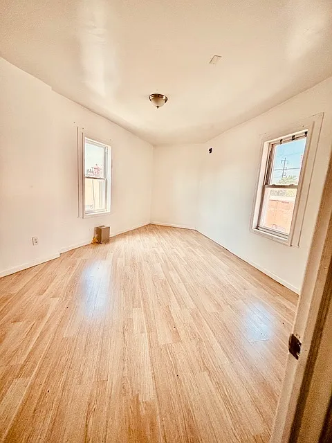 240-42 West Glenwood Avenue - 3 — Photo 3