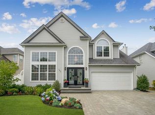 193 Cranberry Ct, Melville, NY 11747