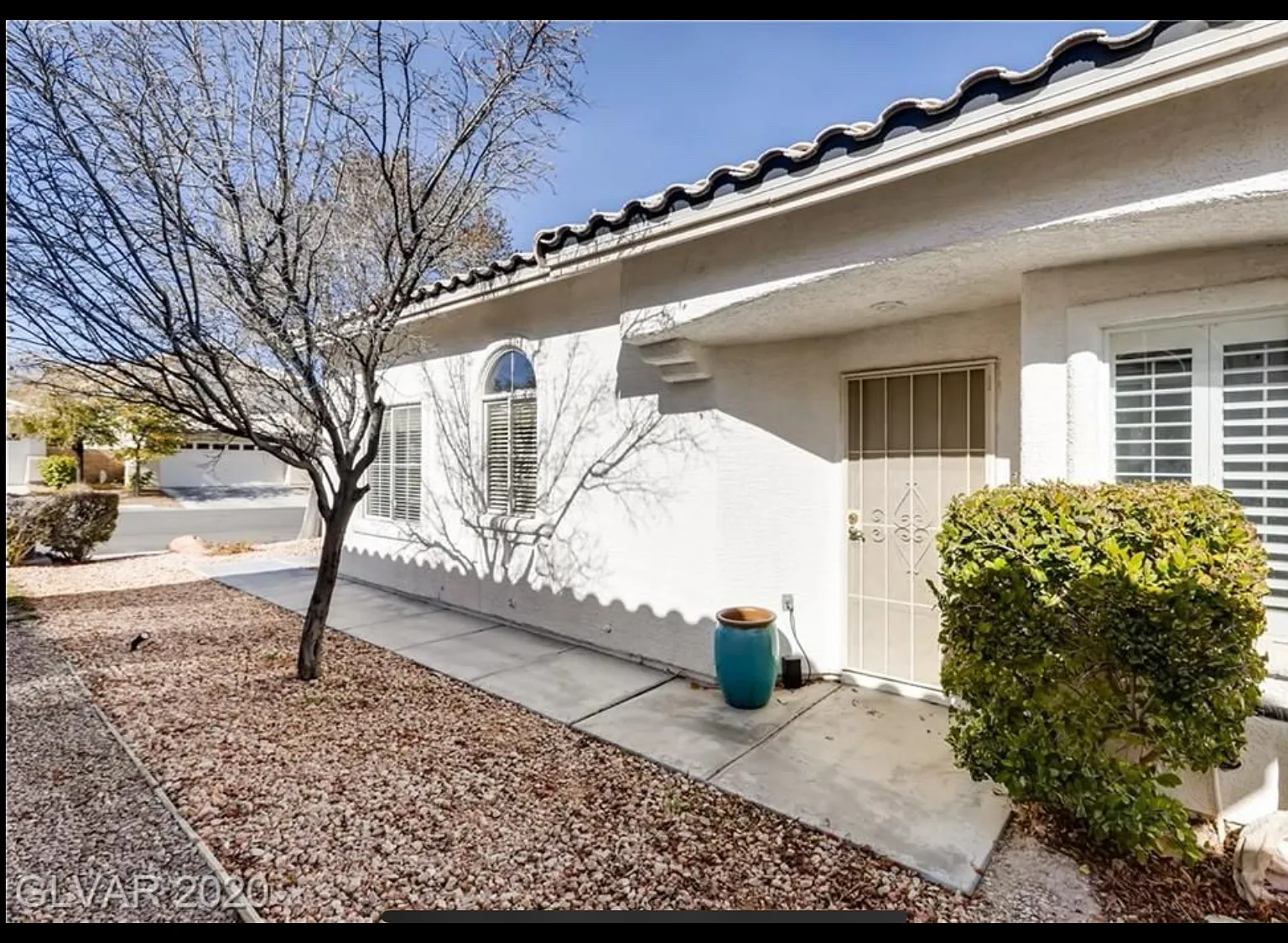 912 Windhook St — Photo 2