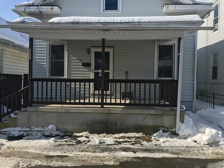 209 Long Ave — Photo 12