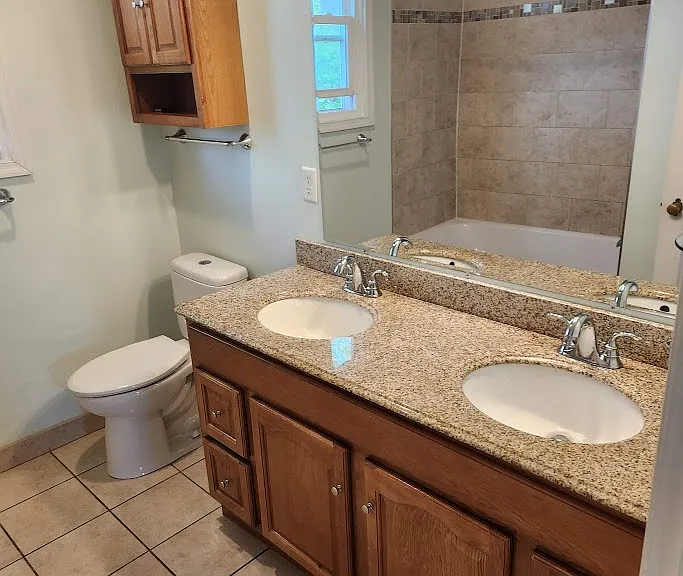 627 Chelsea Ln — Photo 8