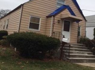 940 Sheridan Ave, Roselle, NJ 07203