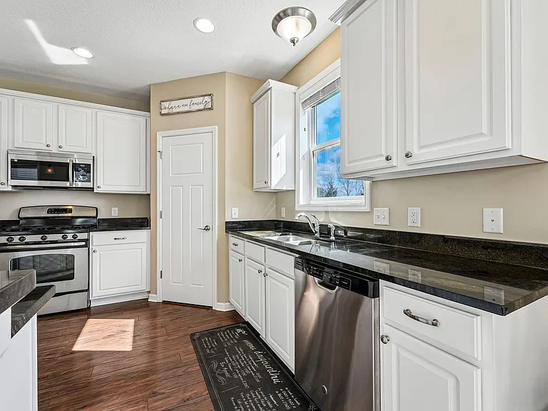 9519 Declaration Dr — Photo 11