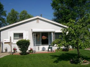 27791 Groveland St, Madison Heights, MI 48071