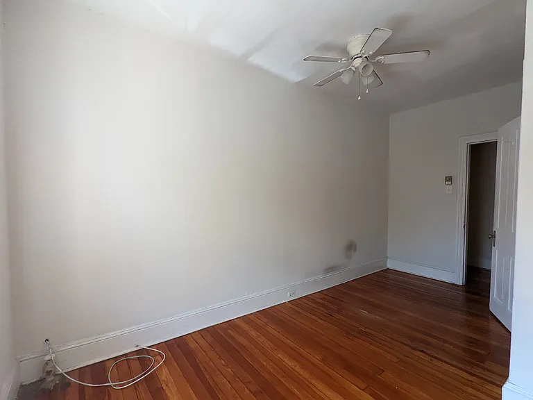 401-n-33rd-st-2r-9