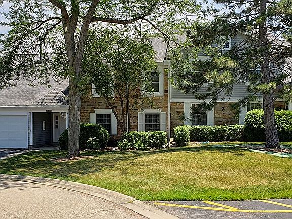 1117 Auburn Ln Buffalo Grove