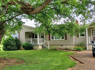 251 Point Rd, Portland, TN 37148