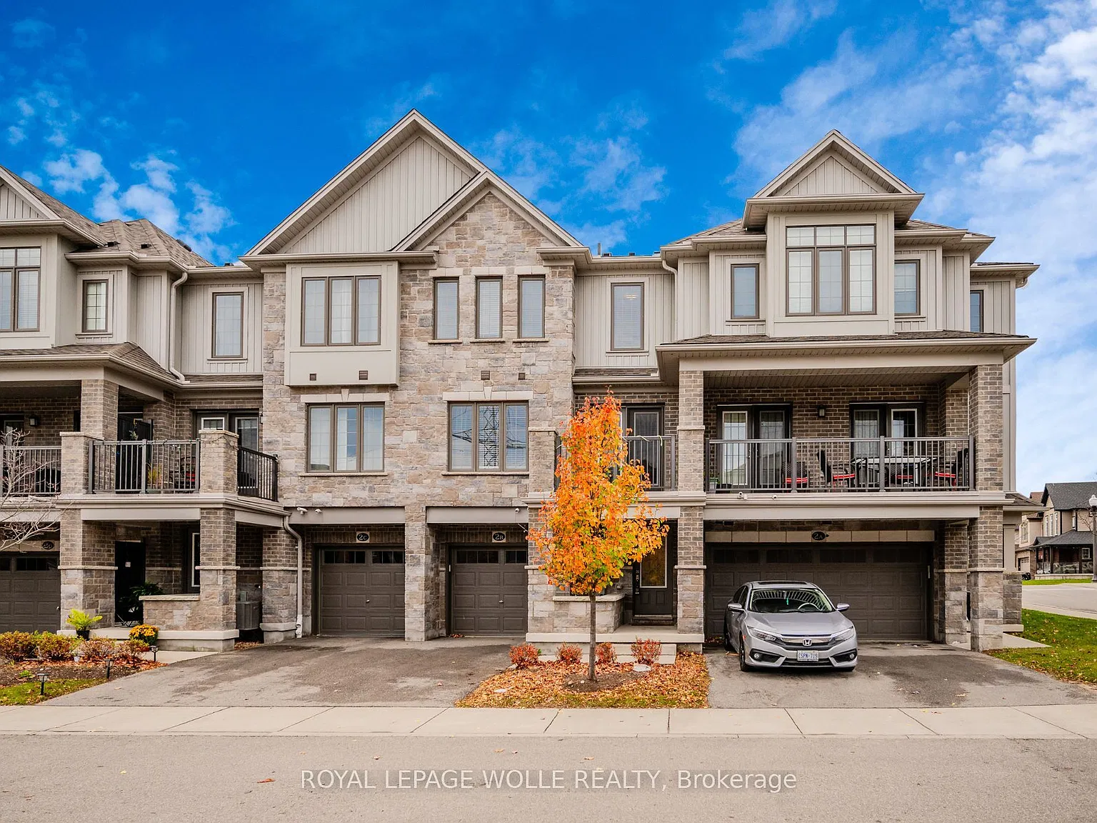 2 bed, $2,350 — Photo 1