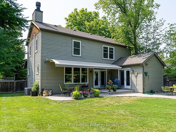 2nd image of 71 Hickory St