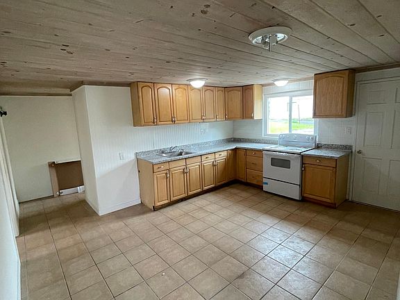 2nd image of 342 Mariposa St #3