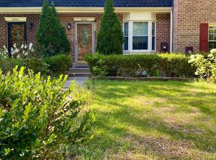 8852 Cork County Ct, Springfield, VA 22152