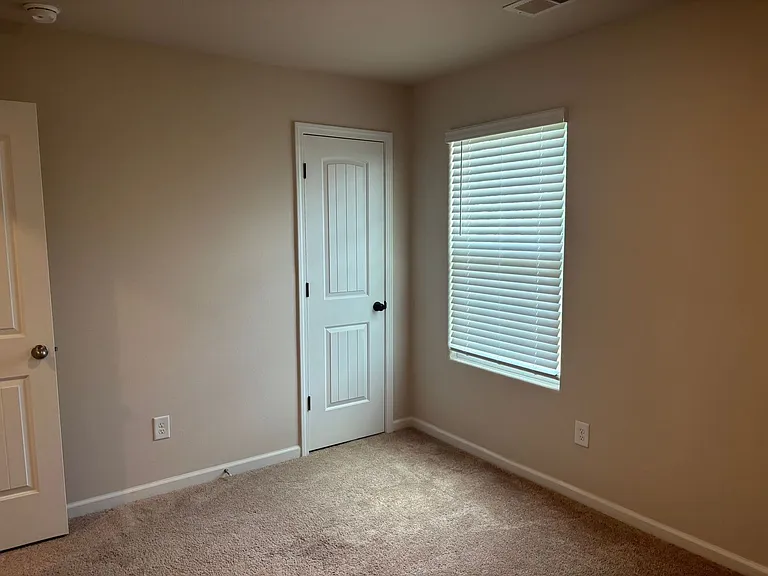 329 Aniston Ln — Photo 17
