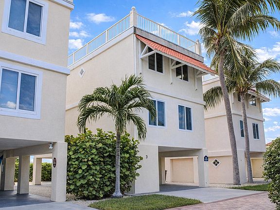 3rd image of 12400 Overseas Hwy APT 3