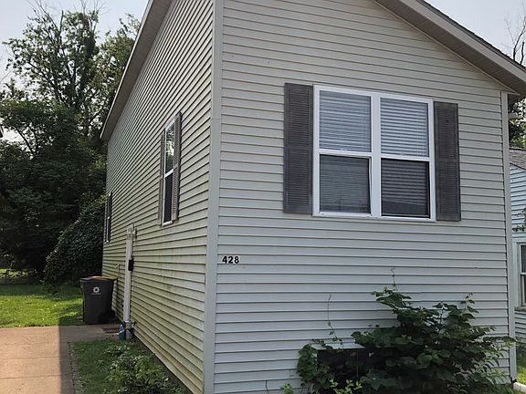 3rd image of 428 N Jefferson St