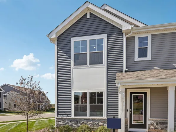 814A Concord Cir, Burlington, WI 53105