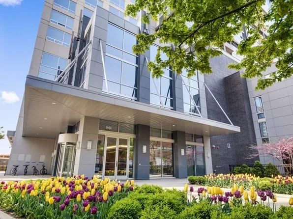 1901 S Calumet Ave Unit 2303, Chicago, IL 60616