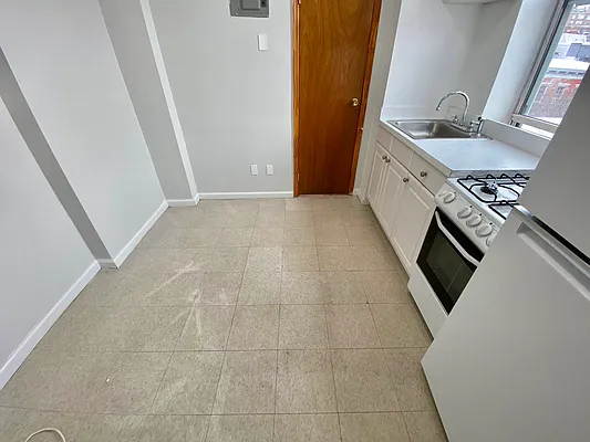 Rented by JM Preston Properties LLC | media 29