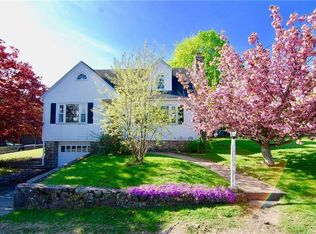 7 Batterson Ave, Westerly, RI 02891