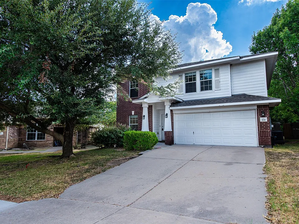 3717 Holden Ct