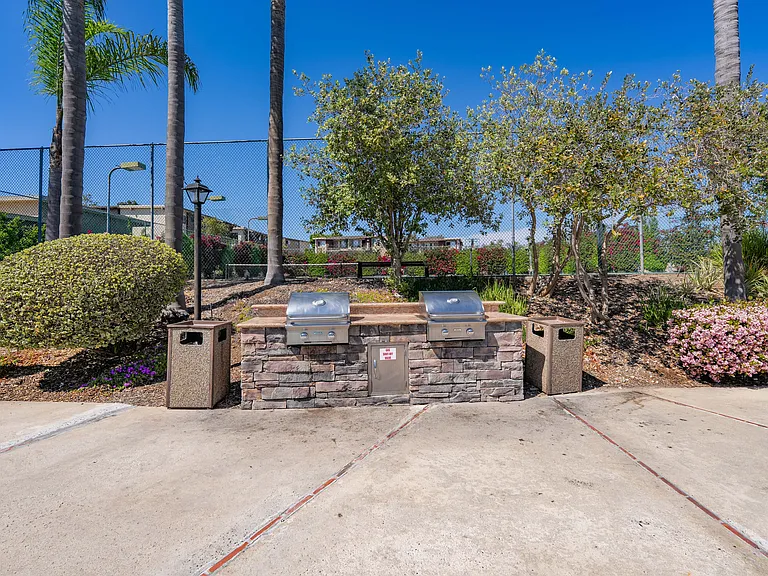 Mesa Gardens — Photo 35