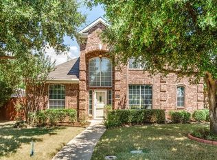 904 Granview Dr, Lewisville, TX 75067