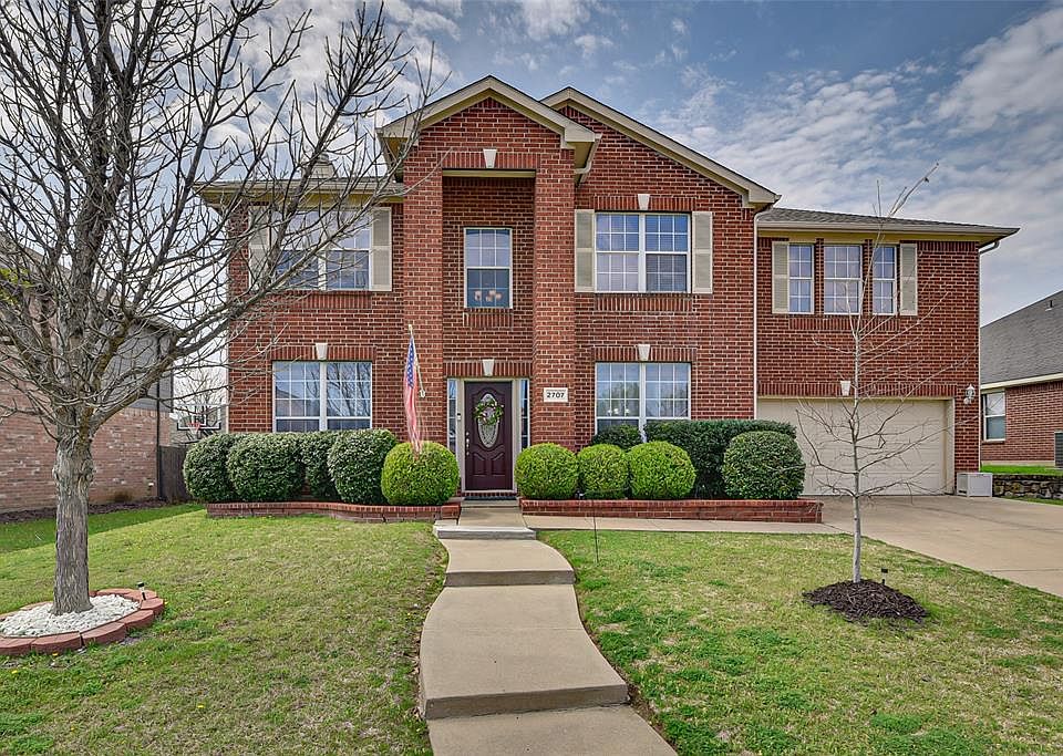1st image of 2707 Logan Dr