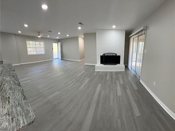 4th image of 101 Alice Dr