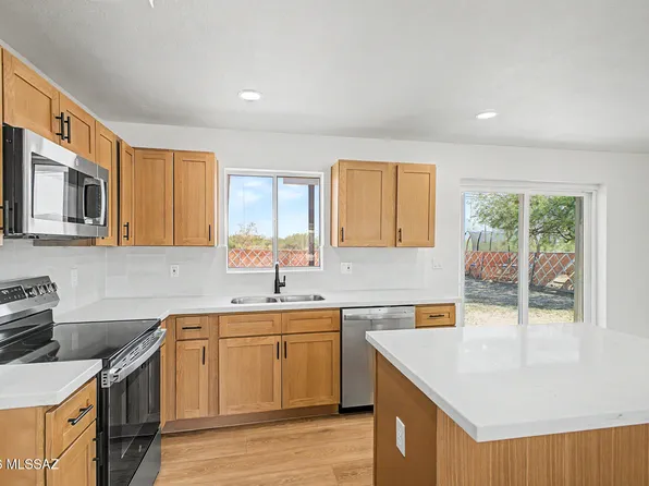 2042 W Copper Pl, Tucson, AZ 85745