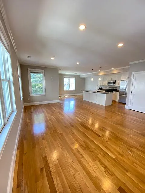16 Linden Ave #7