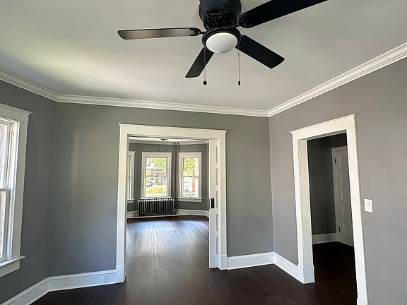 4th image of 54 Ransberry Ave
