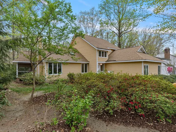 720 Blakeston Dr, North Chesterfield, VA 23236