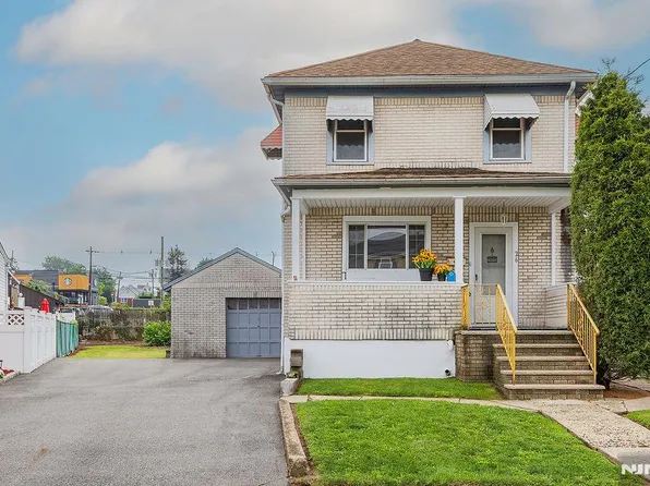 26 Kearney St, Lyndhurst, NJ 07071