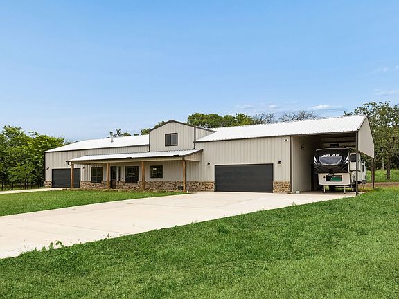 4th image of 310 County Road 217