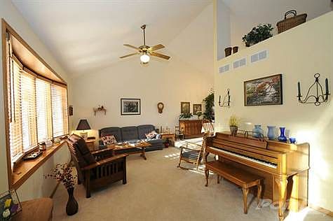 living room 0