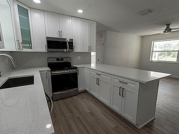 2nd image of 5363A 63rd Ave N