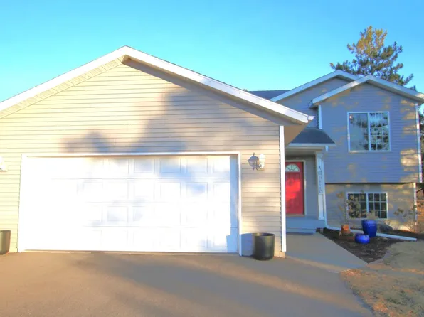 220 N Emory Cir, Motley, MN 56466